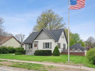 202 7th Ave