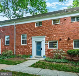 1011 Beverley Dr #117-10