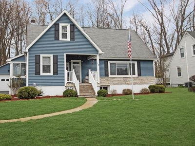 16 Wintergreen Avenue