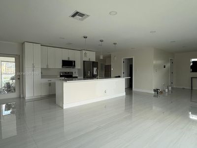 9606 NW 80th St