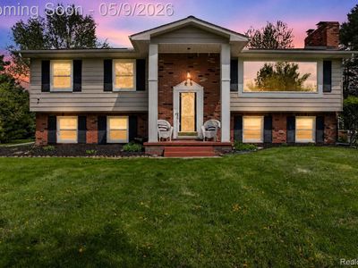 1180 N Hurd Rd