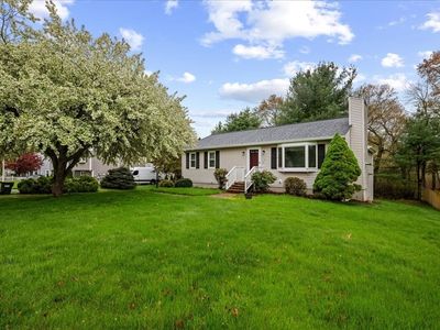 Property at 11 Riverside Dr, Webster, MA