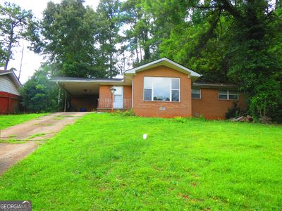 2233 Doris Dr