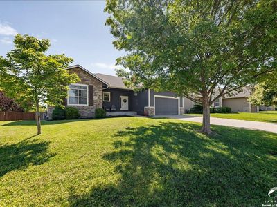 622 N Wren Dr