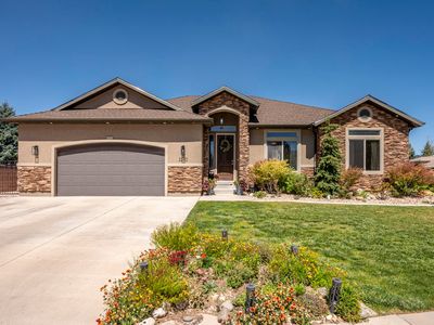 2280 W Crestview Cir