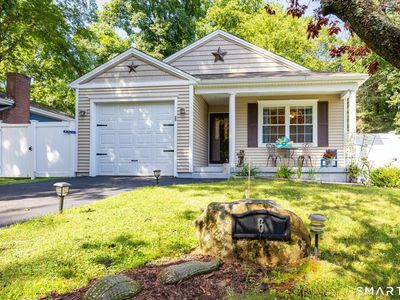 6 Wood Acres Road