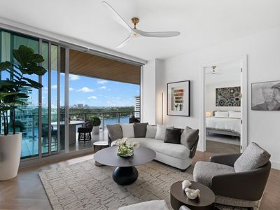 5775 Collins Ave APT 1005