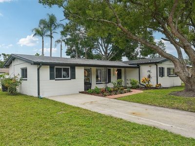 Property at 311 Shore Dr E, Oldsmar, FL