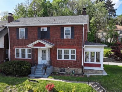 423 Walnut St