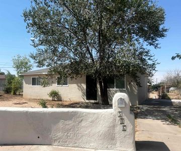 506 Kingston Dr