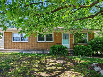 2117 Edwin Pl