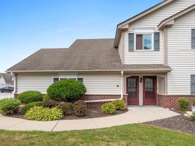 542 Pewaukee ROAD #H