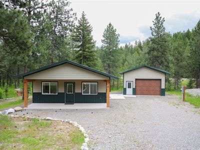 82 Salmon Dr