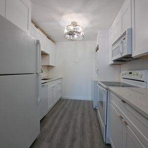 1200 Marine Way #202