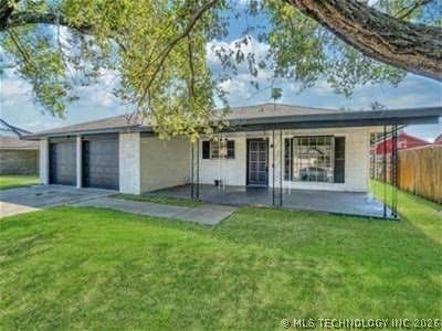 1445 NW Great Plains Blvd