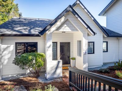 Property at 530 Live Oak Ln, Redwood City, CA