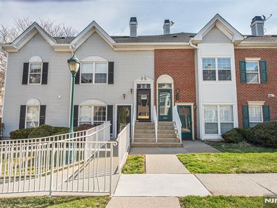 Property at 1060 Chedworth Cir, Mahwah, NJ