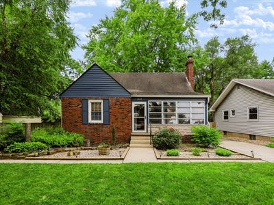 3225 Chamberlin Dr
