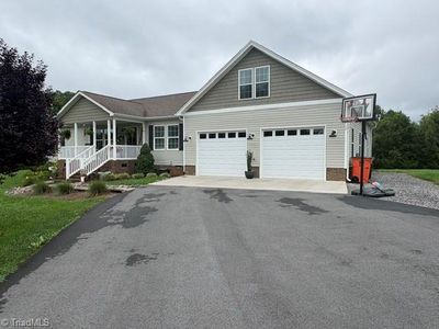 Property at 1017 Mount Zion Rd, Pinnacle, NC