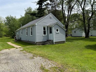 1782 Maple Rd