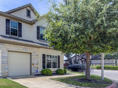 1407 Airedale Rd #1104