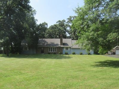 81 Lillian Ln