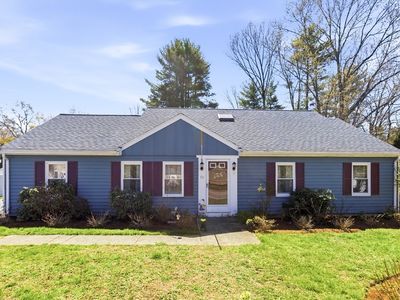 Property at 10 Cedarcrest Rd, Canton, MA