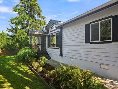 4000 Flynn Street #28