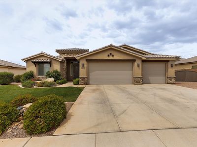 3237 E Crimson Ridge Dr