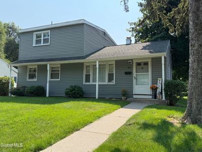 65 Locust Park