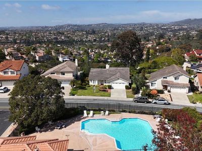 1633 N Willowspring Dr