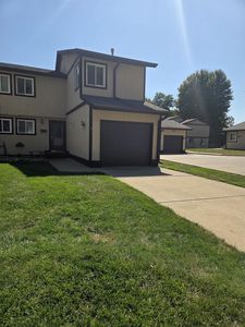 Property at 1403 Oakwood Dr APT 5, Yankton, SD