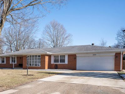 3323 Green Meadows LANE