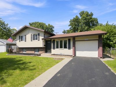 5184 Deerpath Rd