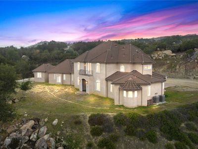 18378 Avenida Bosque