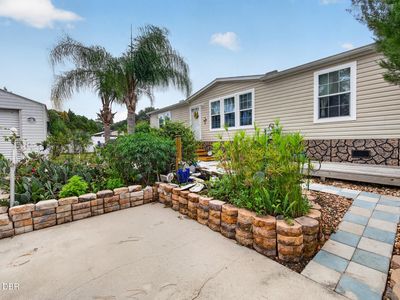 Property at 375 Beehive Dr, Oak Hill, FL
