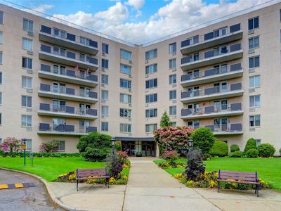 135 Post Avenue #6L