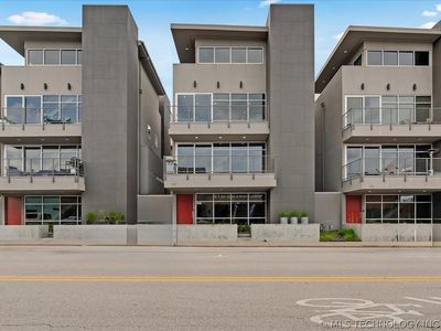 617 E 3rd St #617