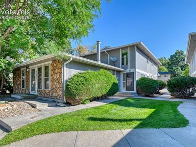 4895 El Camino Dr APT C