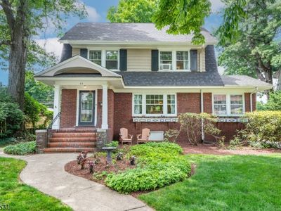 33 Prescott Ave