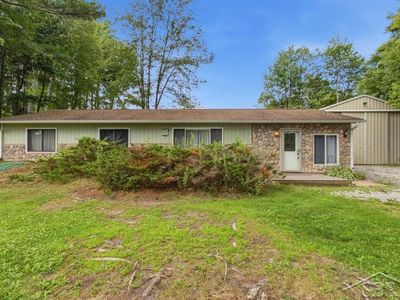 Property at 3161 N Gil Haven Ct, Sanford, MI