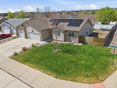 338 Hawthorne Ave