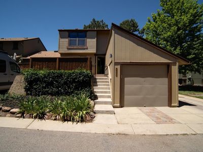 4220 Greenbriar Blvd