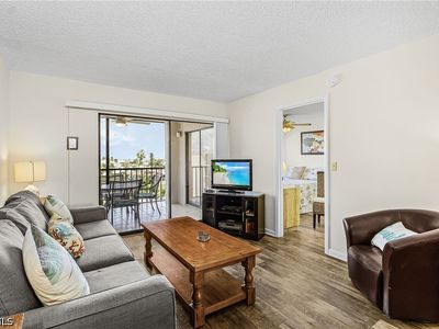 6665 Estero Blvd APT 325