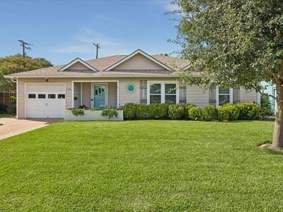 126 Dolphin Ave