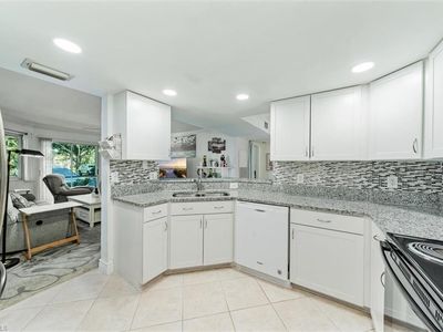 3180 Seasons WAY #908