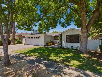 2512 MacGregor Court
