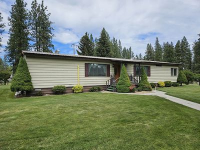 Property at 1127 W Pinebluff Rd, Kettle Falls, WA