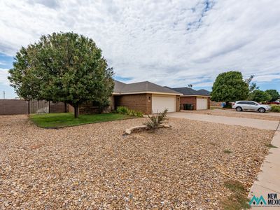 709 Almond Tree Ln