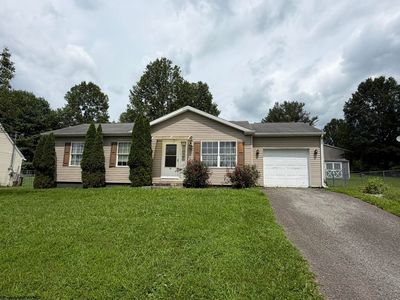 79 Fairfax Dr
